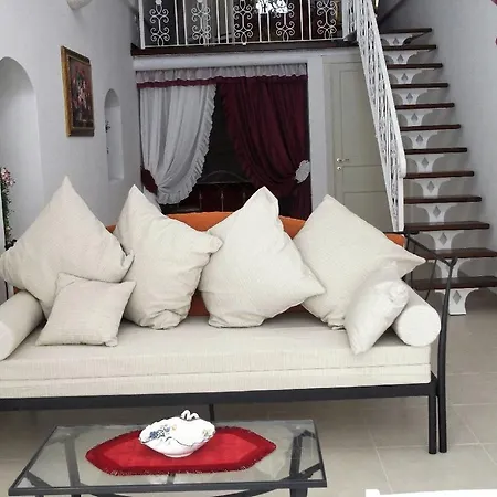 Masseria Di Benedetto أوستوني
