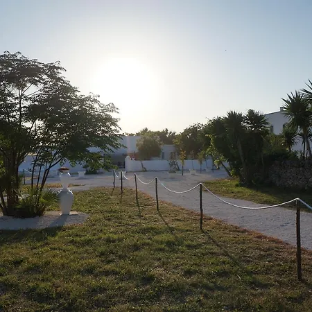 شقة Masseria Di Benedetto أوستوني